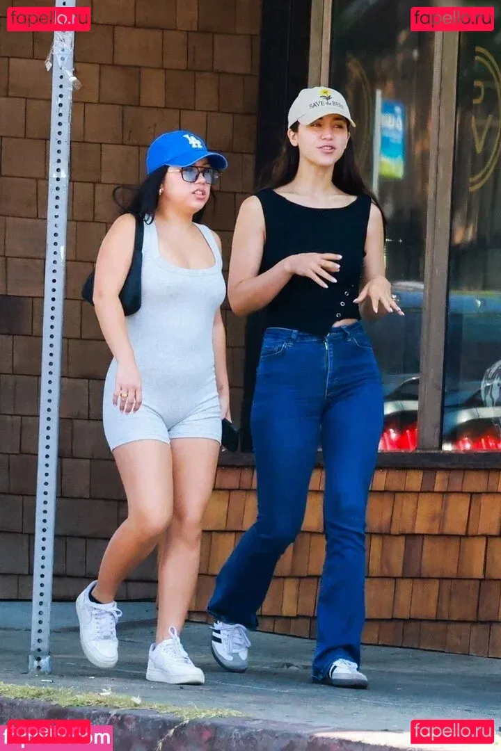 Caylee Cowan Onlyfans Photo Gallery 