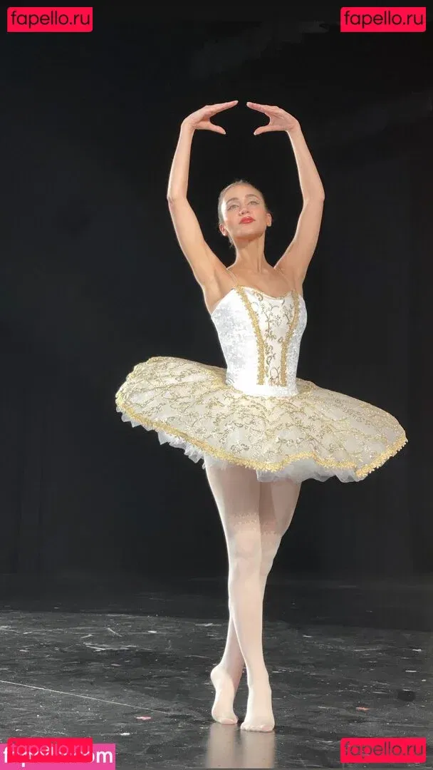 Caylee Cowan Onlyfans Photo Gallery 