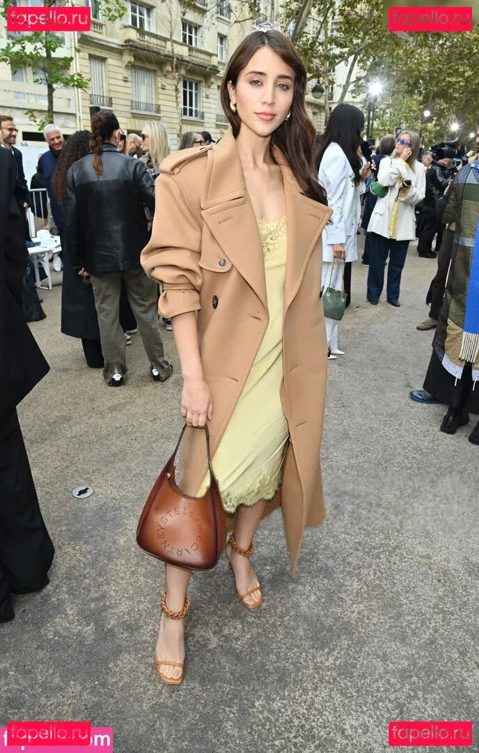 Caylee Cowan Onlyfans Photo Gallery 