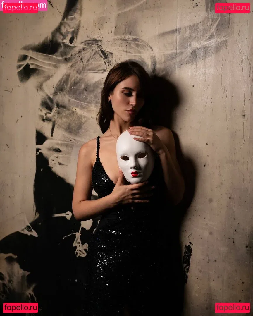 Caylee Cowan Onlyfans Photo Gallery 