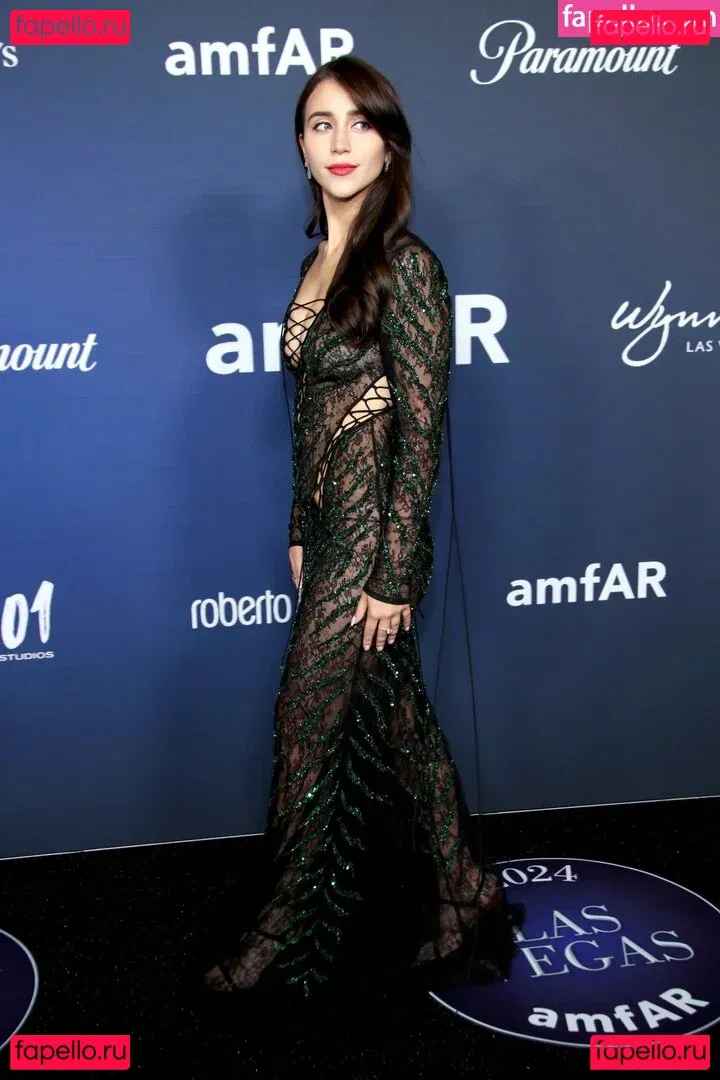 Caylee Cowan Onlyfans Photo Gallery 