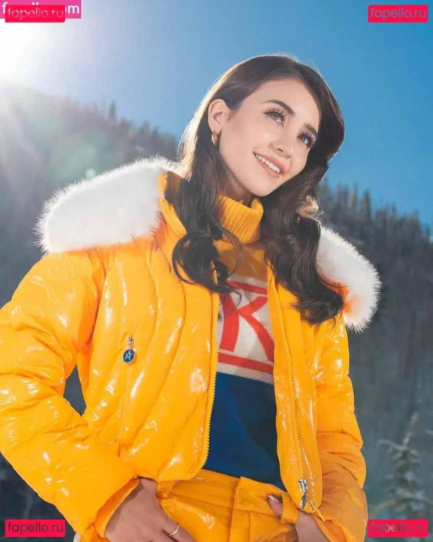 Caylee Cowan Onlyfans Photo Gallery 