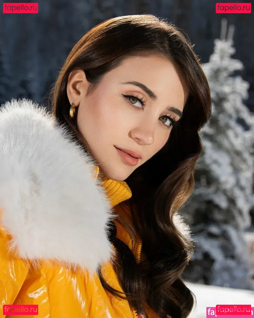 Caylee Cowan Onlyfans Photo Gallery 