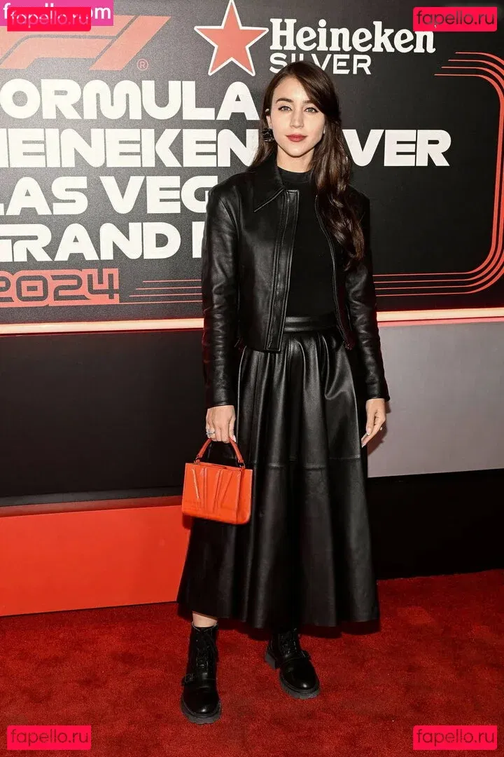 Caylee Cowan Onlyfans Photo Gallery 