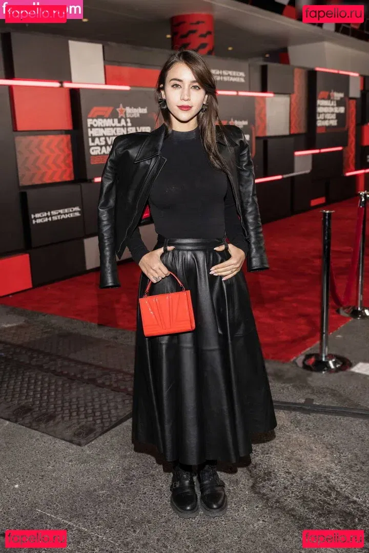 Caylee Cowan Onlyfans Photo Gallery 