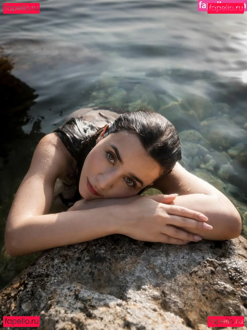 Caylee Cowan Onlyfans Photo Gallery 