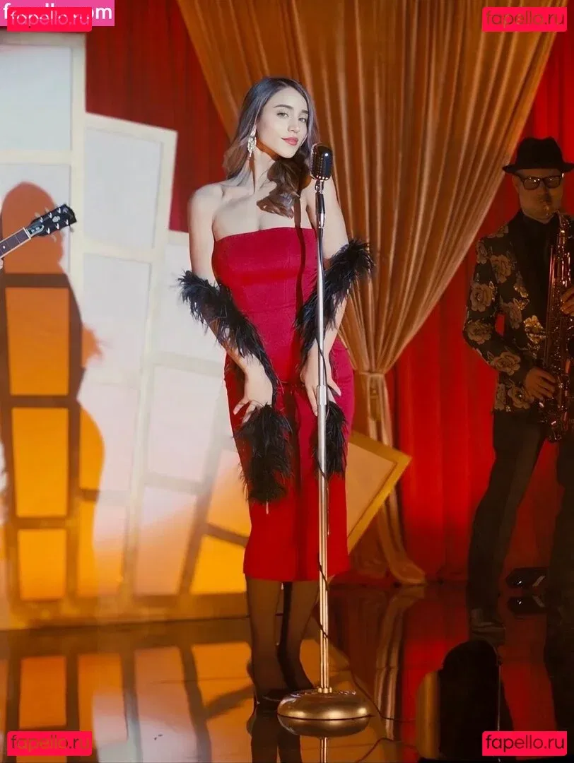 Caylee Cowan Onlyfans Photo Gallery 