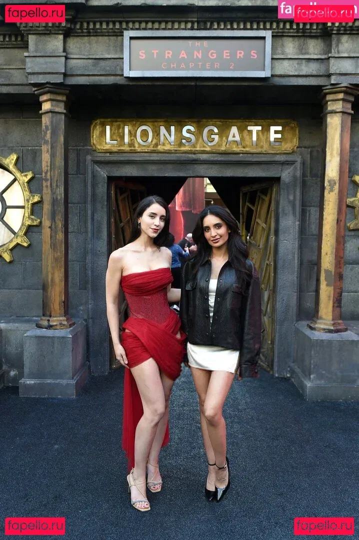 Caylee Cowan Onlyfans Photo Gallery 