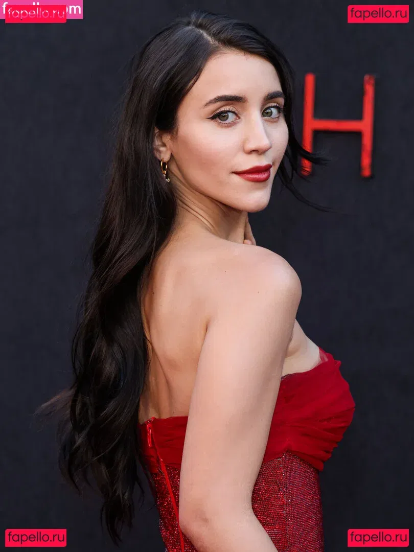 Caylee Cowan Onlyfans Photo Gallery 