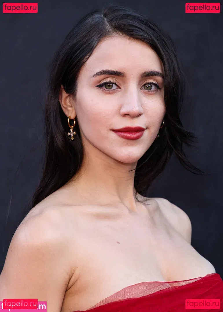 Caylee Cowan Onlyfans Photo Gallery 