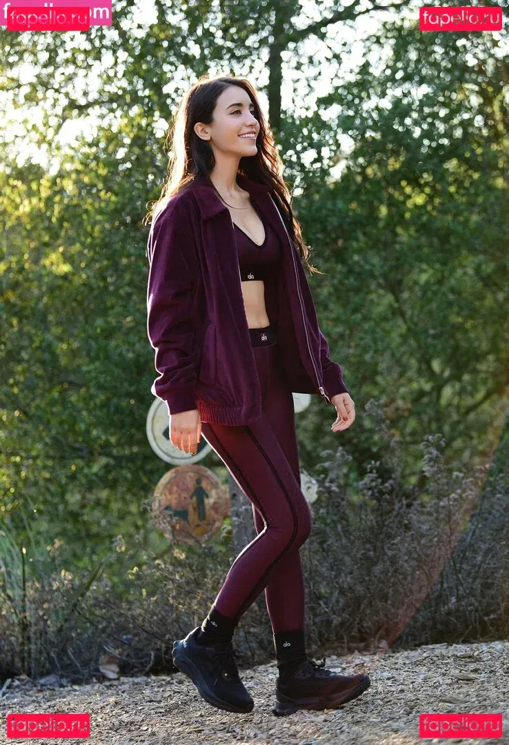 Caylee Cowan Onlyfans Photo Gallery 