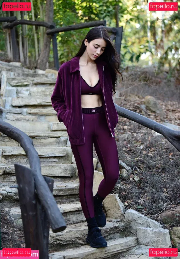 Caylee Cowan Onlyfans Photo Gallery 