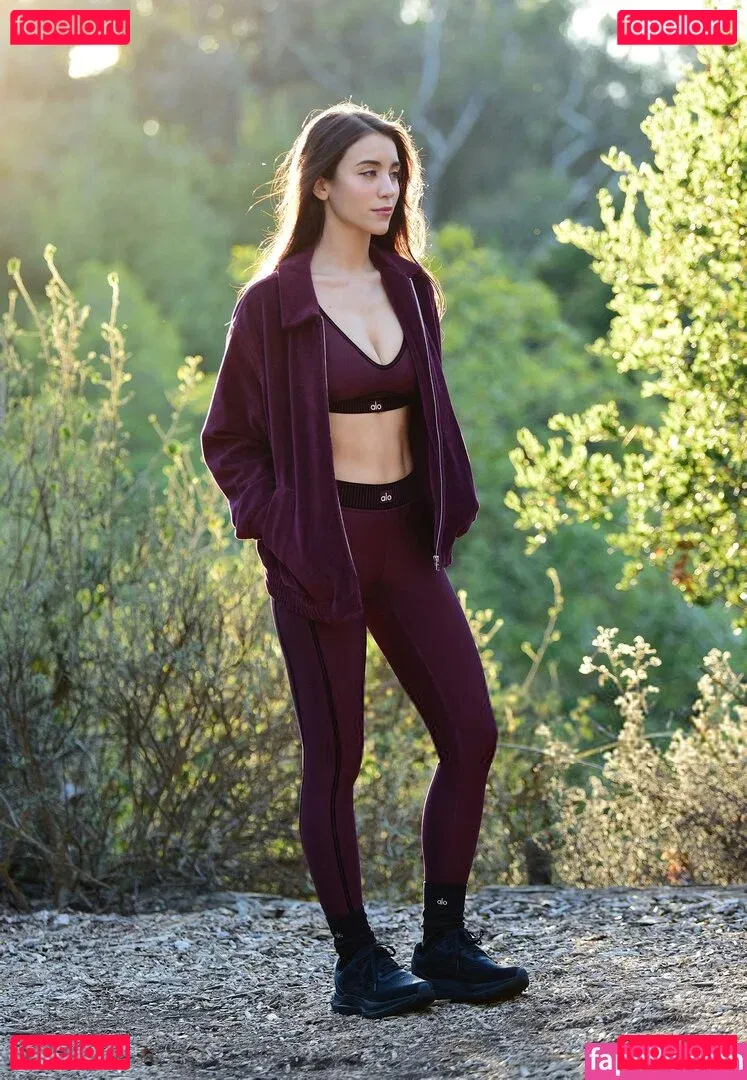 Caylee Cowan Onlyfans Photo Gallery 