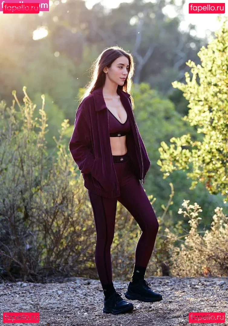 Caylee Cowan Onlyfans Photo Gallery 