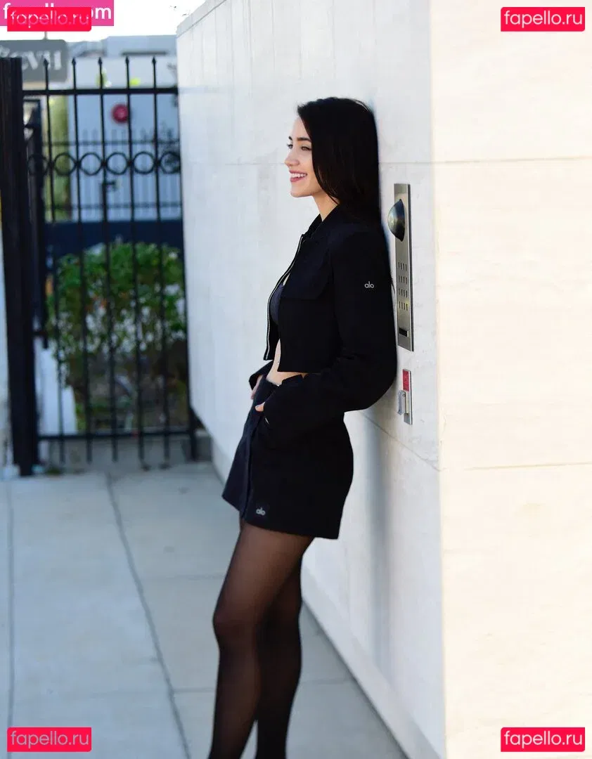 Caylee Cowan Onlyfans Photo Gallery 