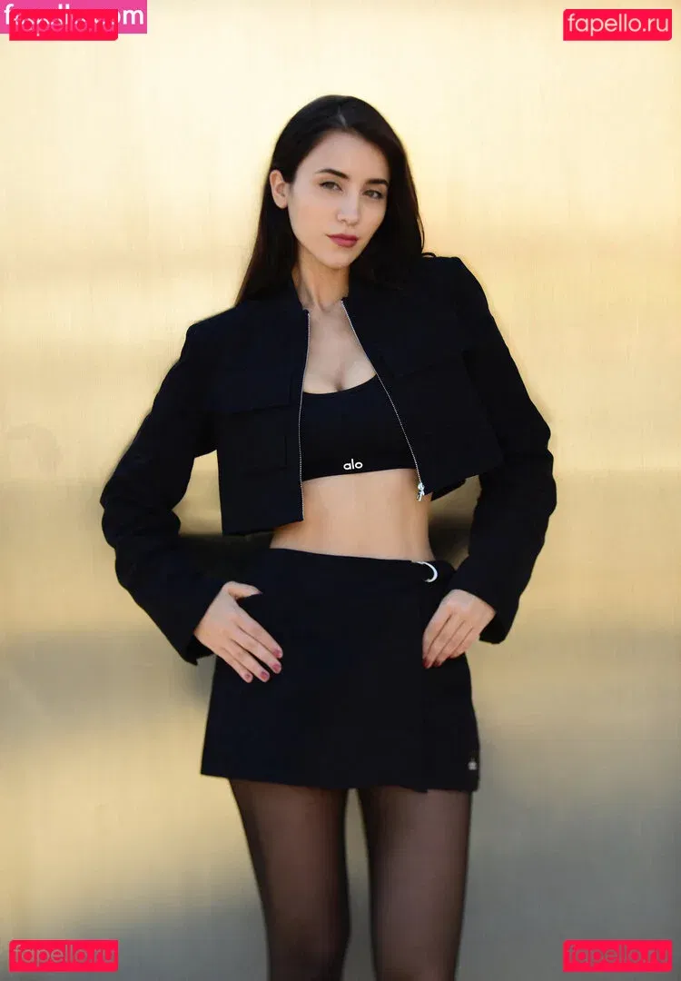 Caylee Cowan Onlyfans Photo Gallery 