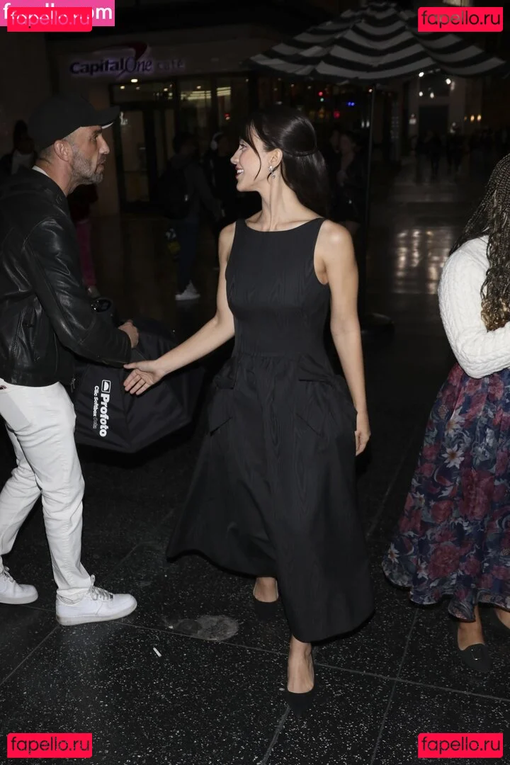 Caylee Cowan Onlyfans Photo Gallery 