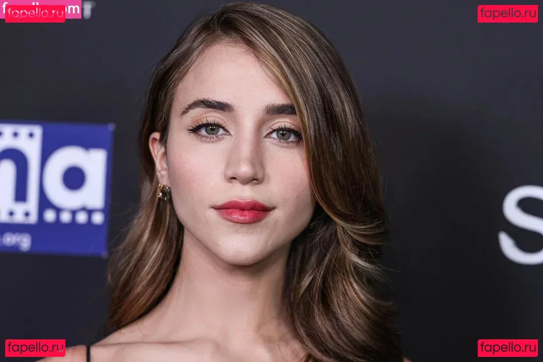 Caylee Cowan Onlyfans Photo Gallery 