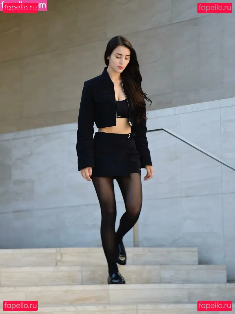 Caylee Cowan Onlyfans Photo Gallery 