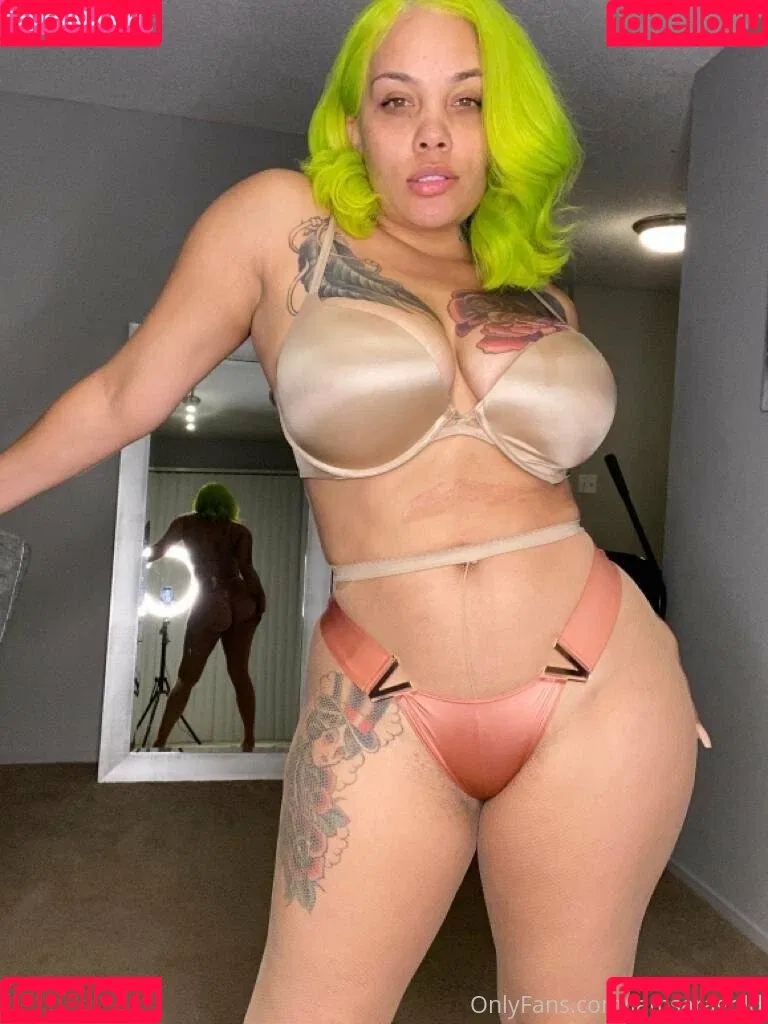 Sara Gold Onlyfans Photo Gallery 