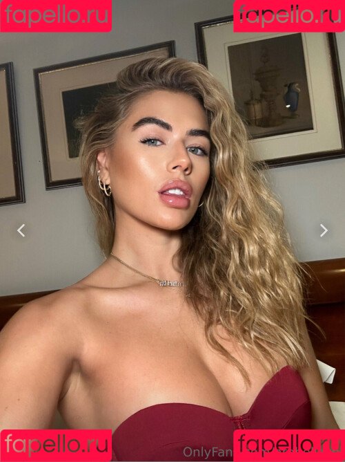 Arabella Chi Onlyfans Photo Gallery 