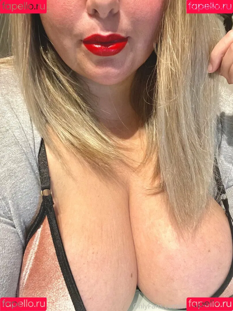 misshoneypotts Onlyfans Photo Gallery 