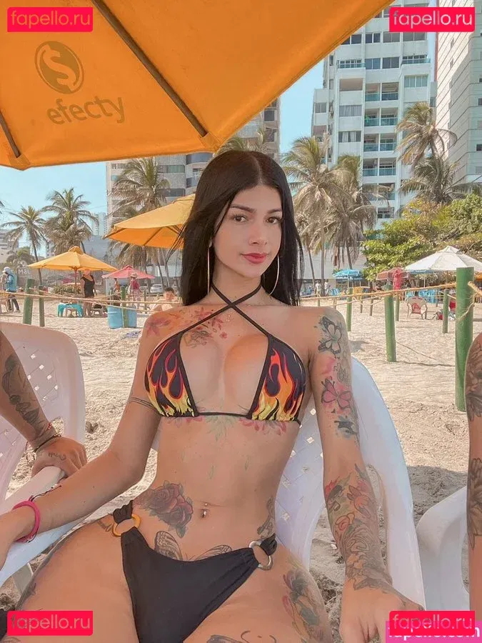 valyrian.x.x.x Onlyfans Photo Gallery 