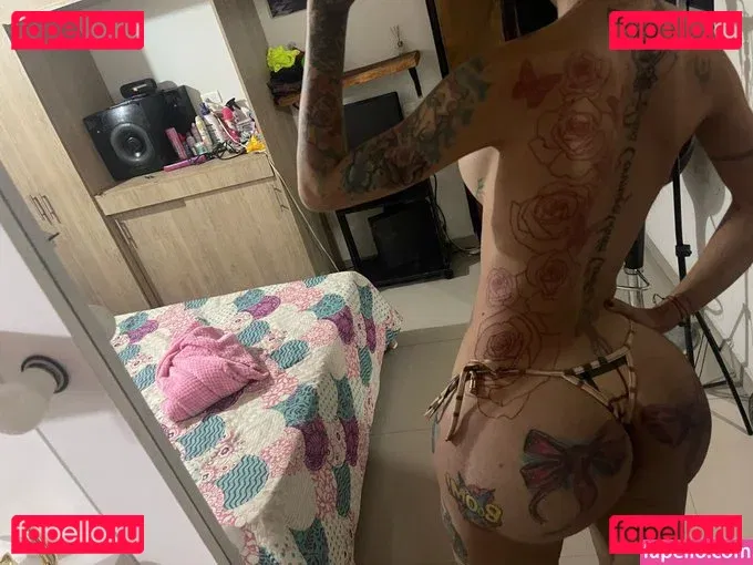 valyrian.x.x.x Onlyfans Photo Gallery 