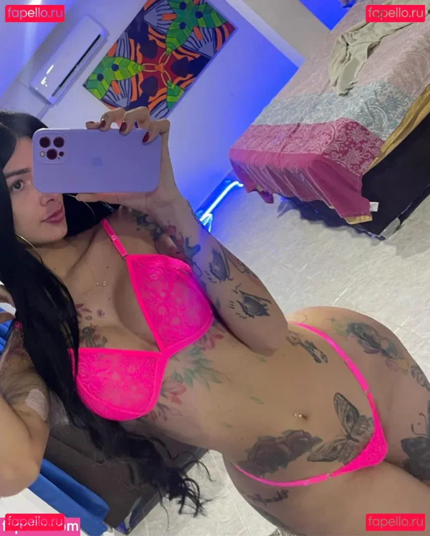 valyrian.x.x.x Onlyfans Photo Gallery 