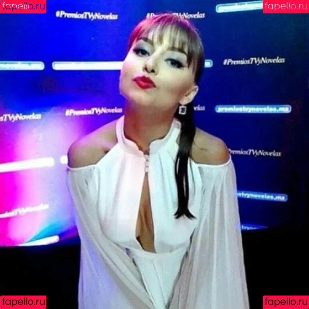 Angelique Boyer Onlyfans Photo Gallery 