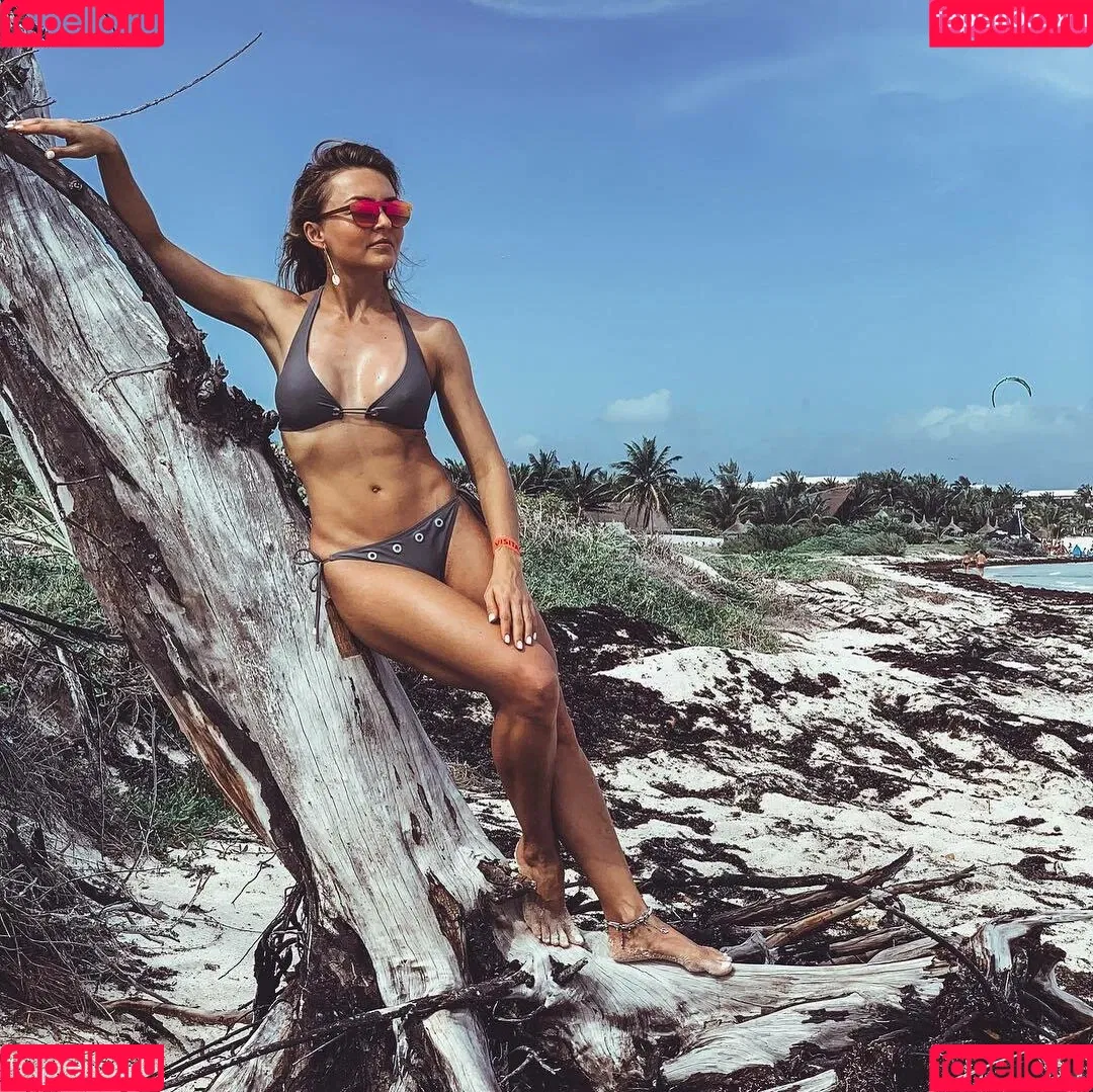Angelique Boyer Onlyfans Photo Gallery 