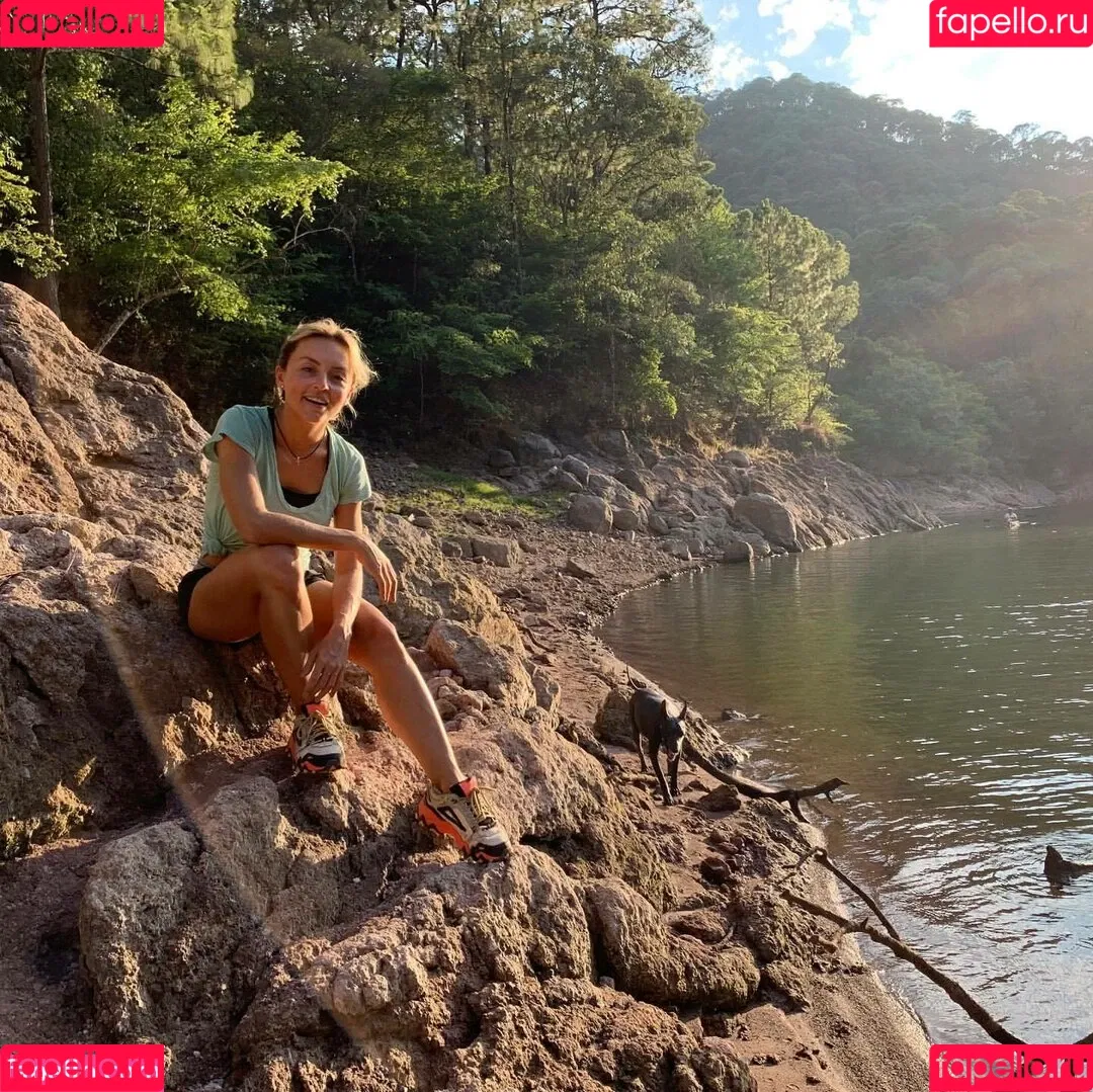 Angelique Boyer Onlyfans Photo Gallery 