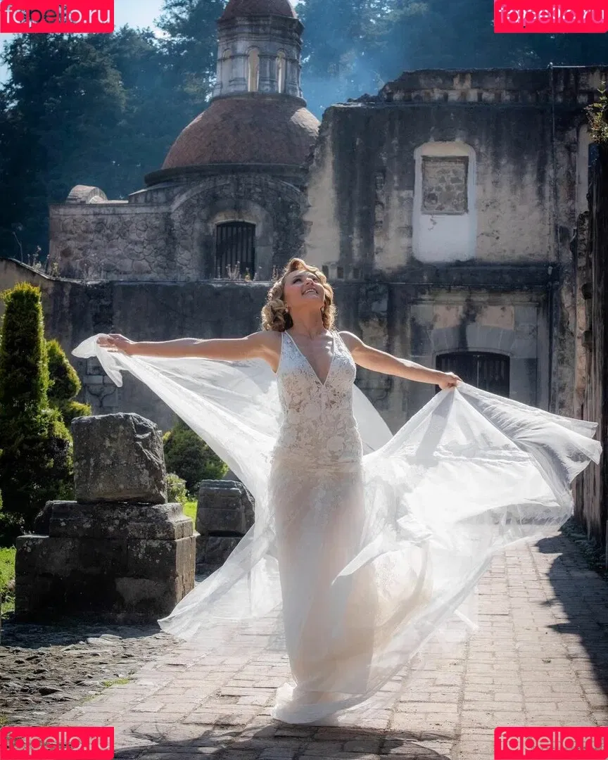 Angelique Boyer Onlyfans Photo Gallery 