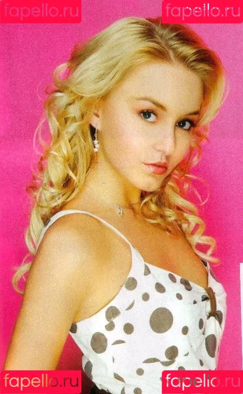 Angelique Boyer Onlyfans Photo Gallery 