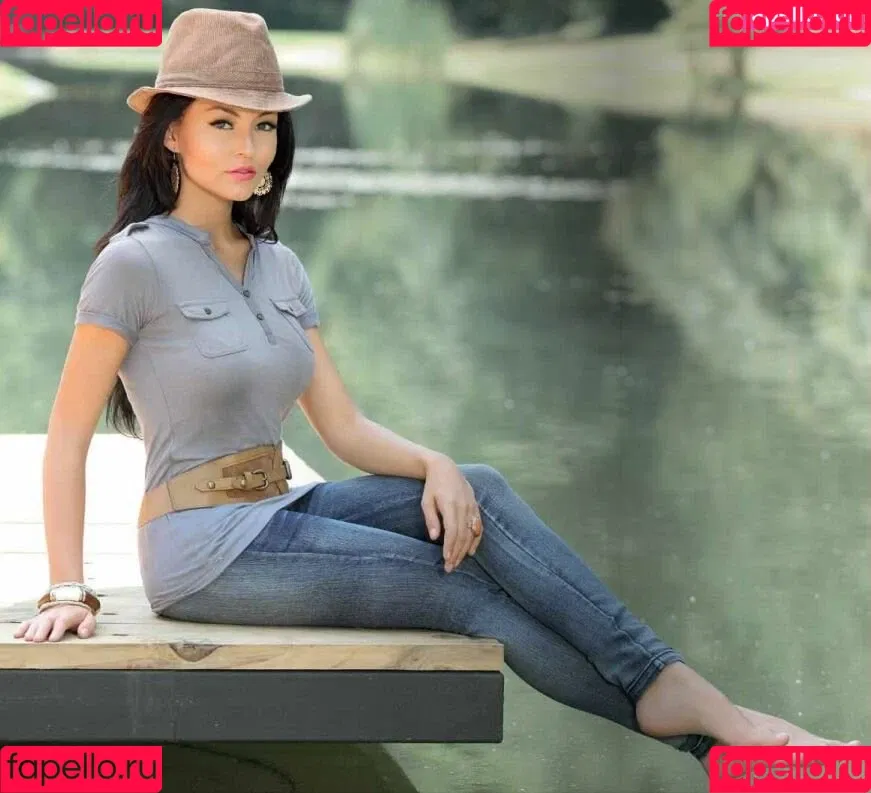 Angelique Boyer Onlyfans Photo Gallery 