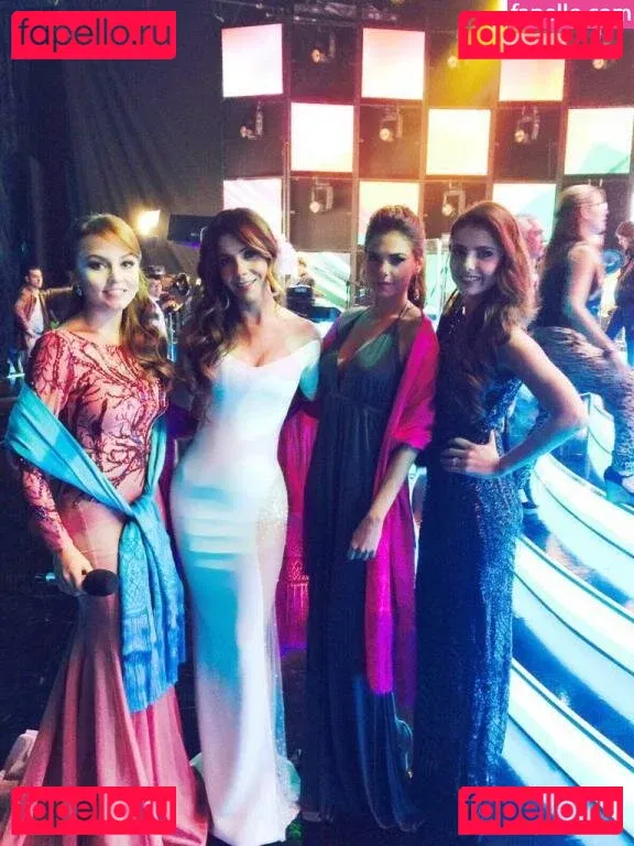 Angelique Boyer Onlyfans Photo Gallery 