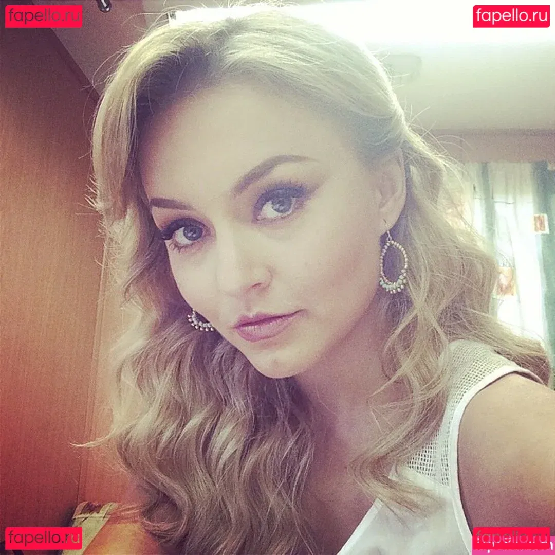 Angelique Boyer Onlyfans Photo Gallery 