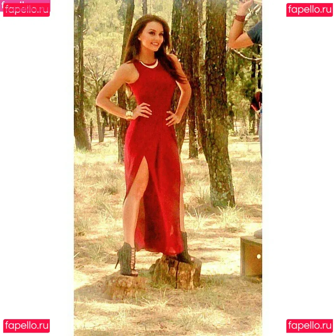 Angelique Boyer Onlyfans Photo Gallery 