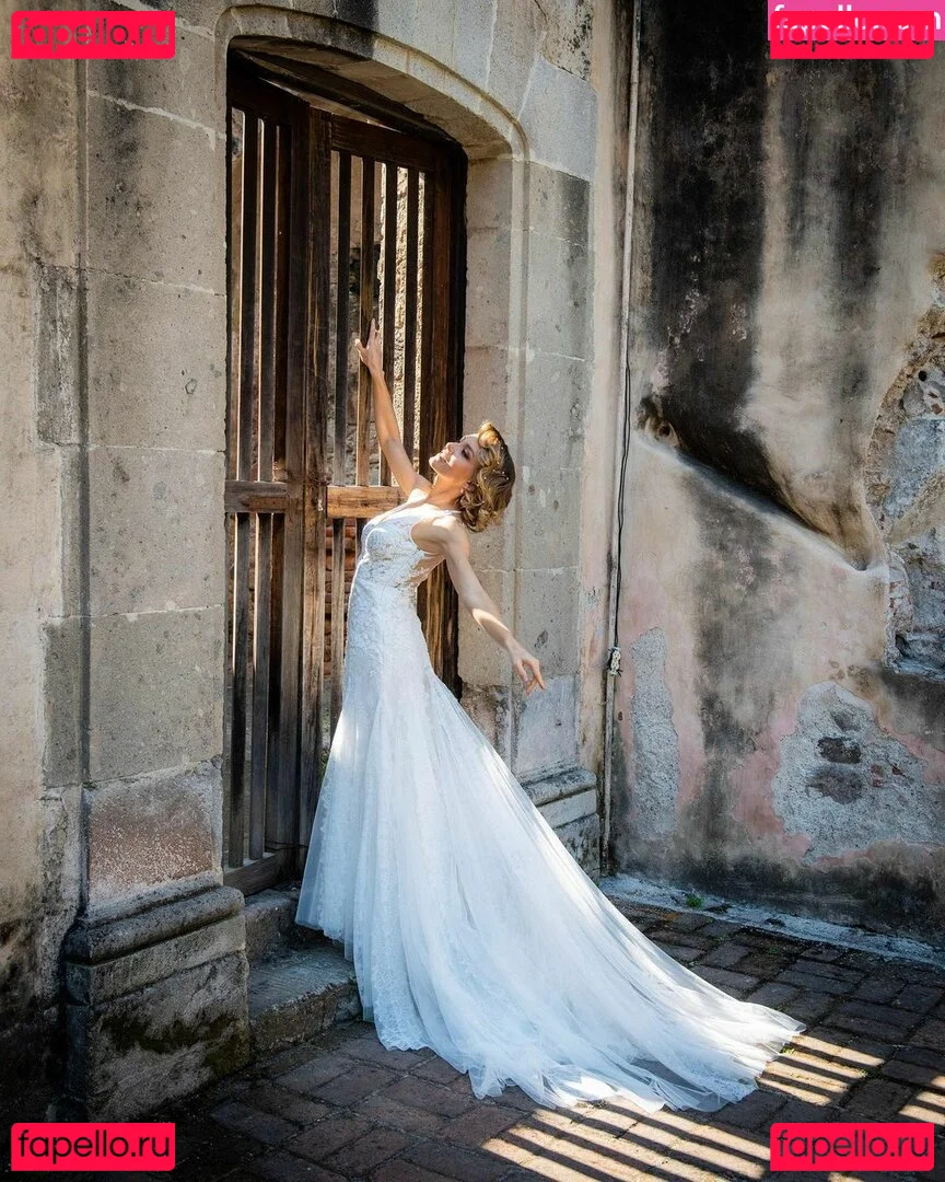 Angelique Boyer Onlyfans Photo Gallery 