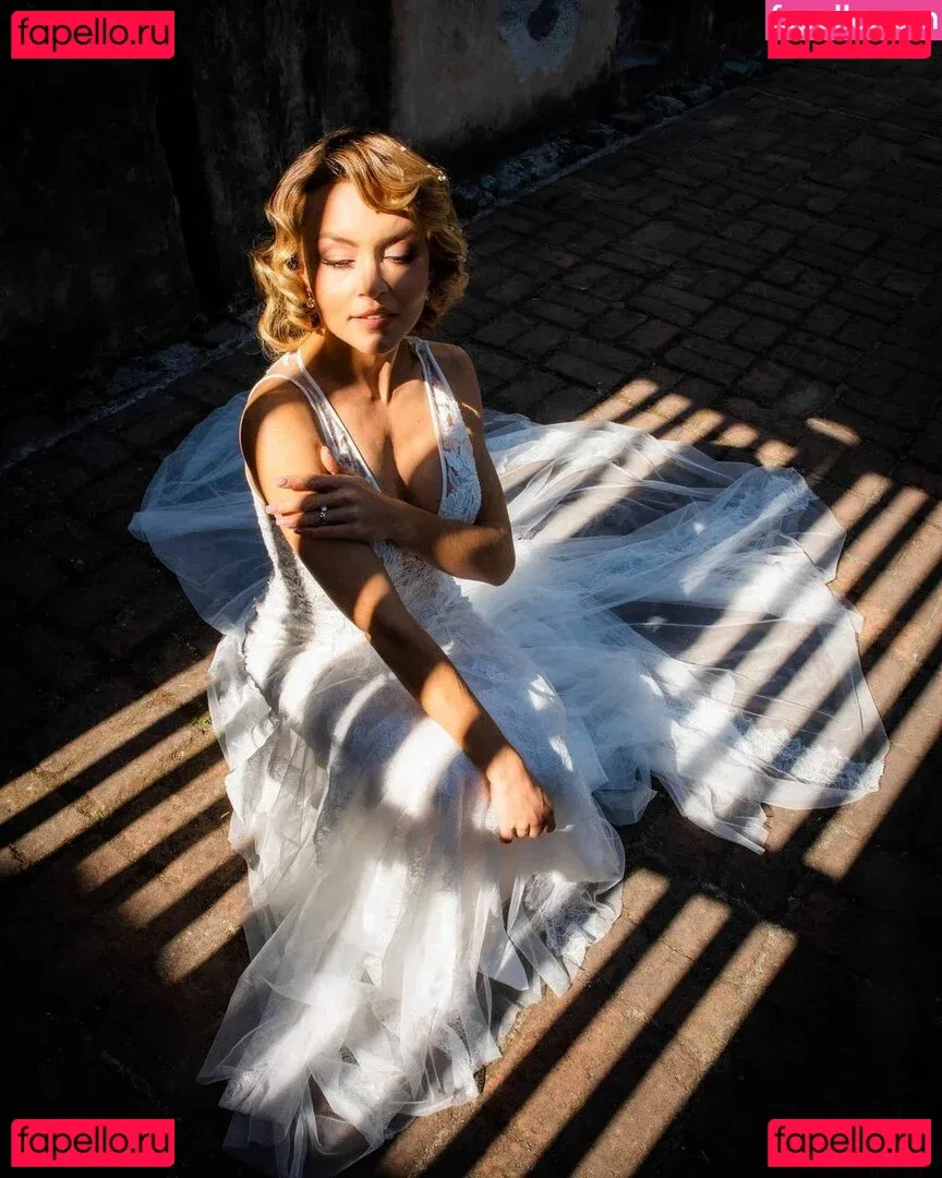 Angelique Boyer Onlyfans Photo Gallery 