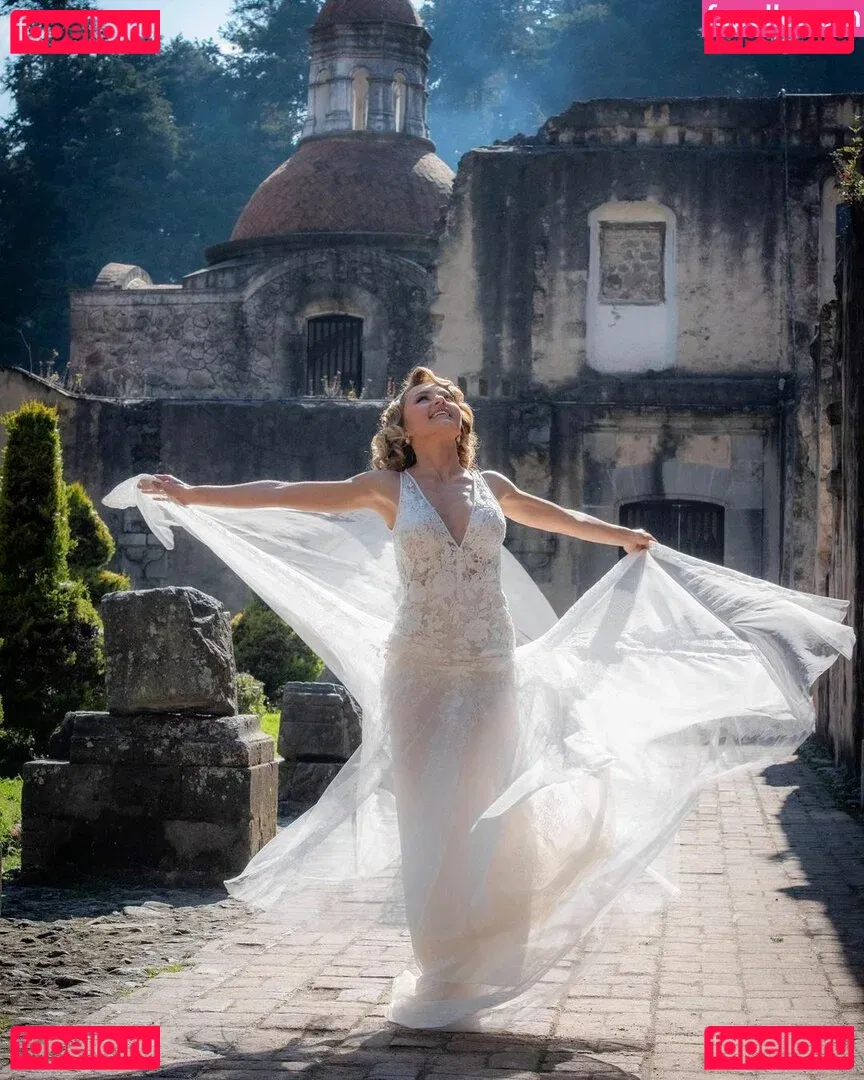 Angelique Boyer Onlyfans Photo Gallery 