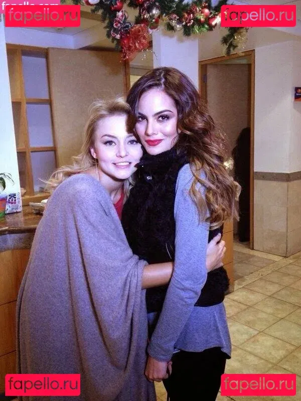 Angelique Boyer Onlyfans Photo Gallery 