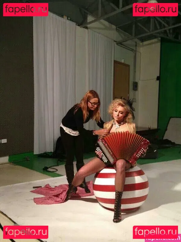 Angelique Boyer Onlyfans Photo Gallery 