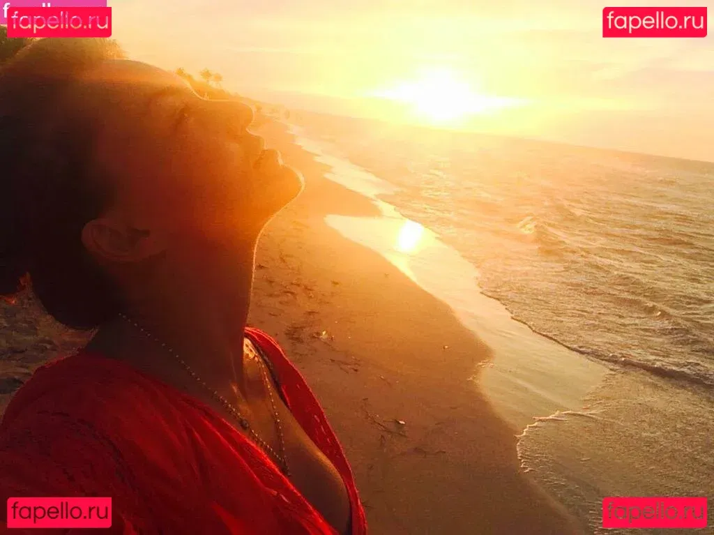 Angelique Boyer Onlyfans Photo Gallery 