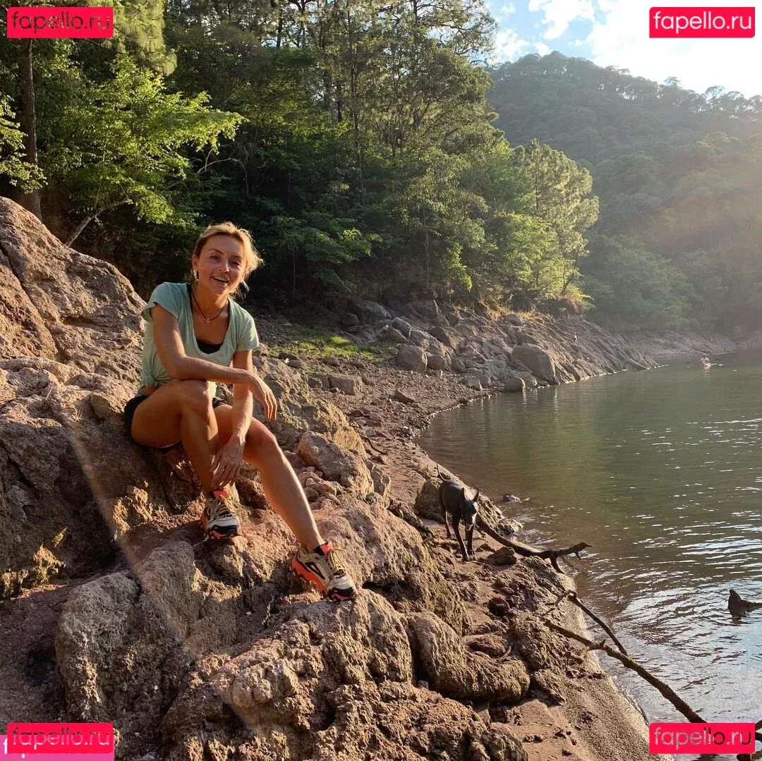 Angelique Boyer Onlyfans Photo Gallery 