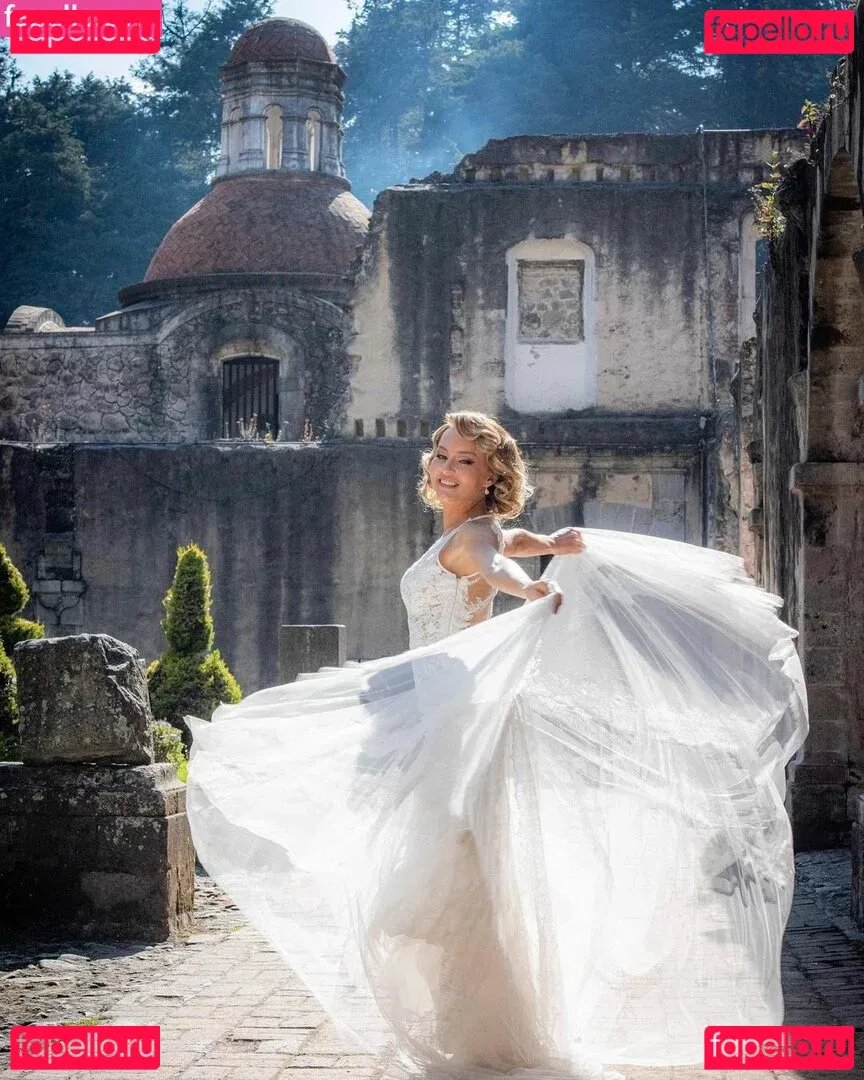 Angelique Boyer Onlyfans Photo Gallery 