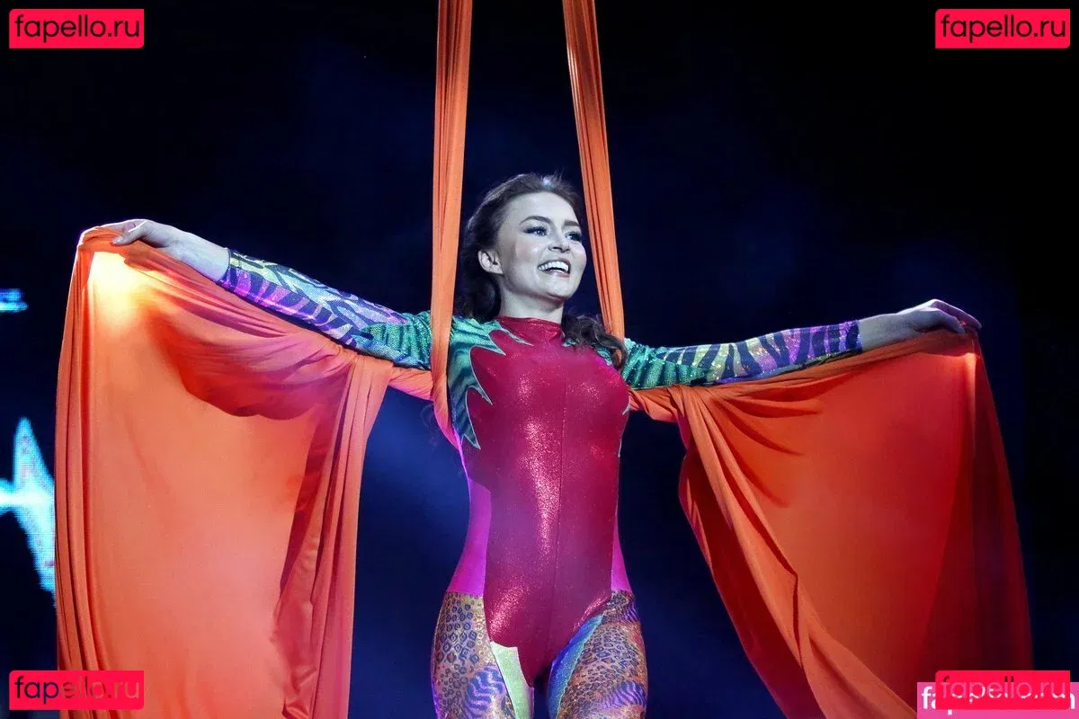 Angelique Boyer Onlyfans Photo Gallery 