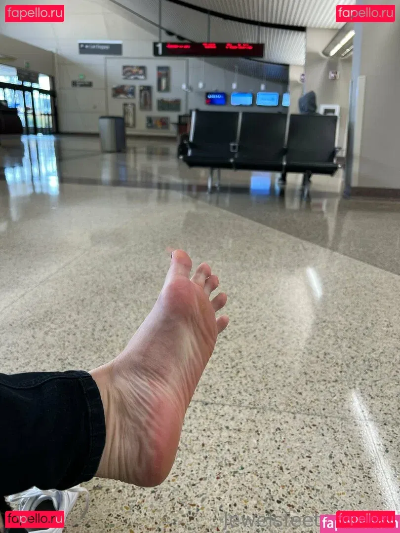 jewelsfeetandtoes Onlyfans Photo Gallery 