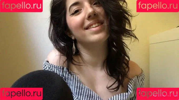 Slight Sounds ASMR Onlyfans Photo Gallery 