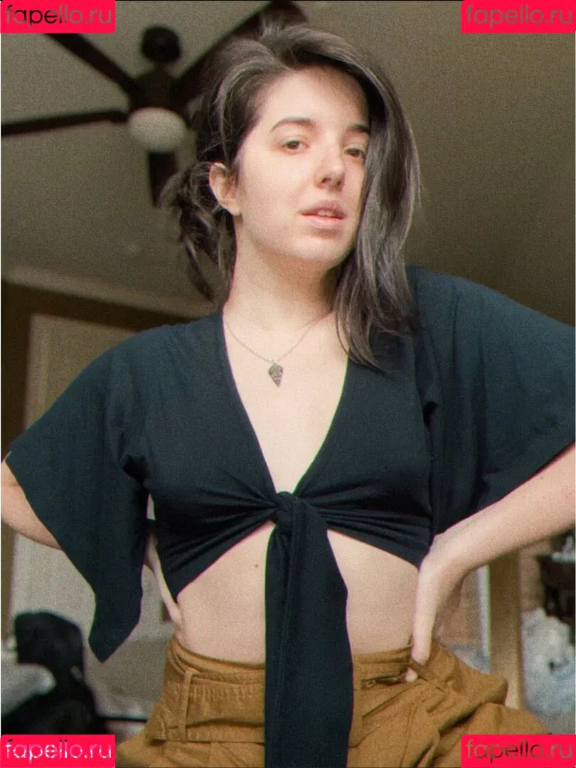 Slight Sounds ASMR Onlyfans Photo Gallery 